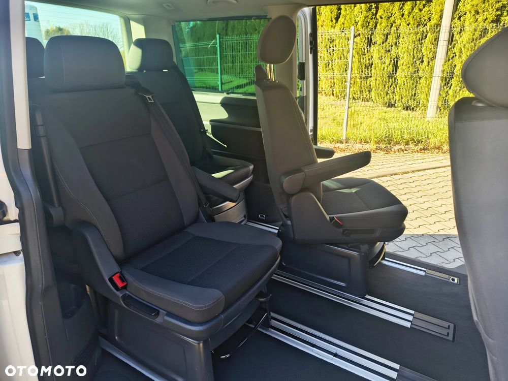 Volkswagen Multivan - 9