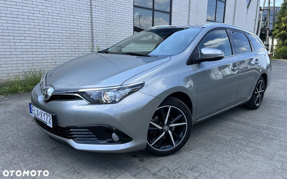 Toyota Auris 1.2 Turbo Edition S+ - 1