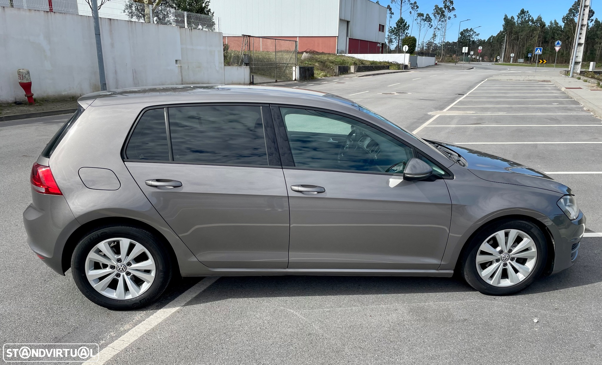 VW Golf 1.6 TDi Trendline - 12