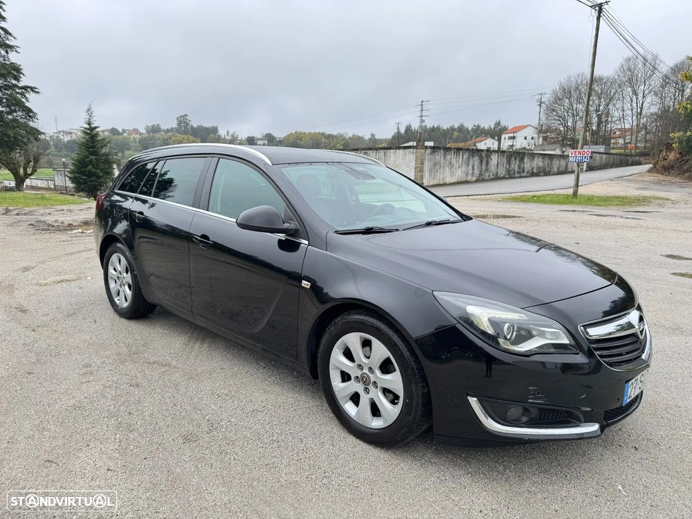 Opel Insignia Sports Tourer - 2