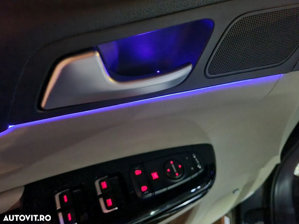 Kia Sportage 1.6 CRDI AWD Eco-Dynamics+ (48V M-H) DCT PLATINUM - 32