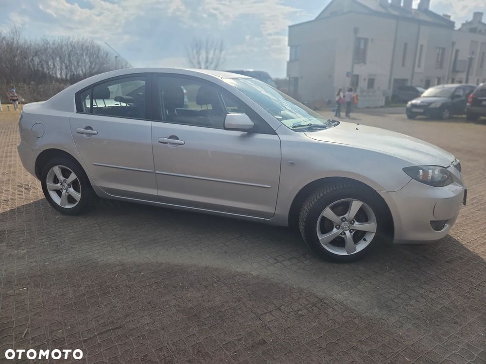 Mazda 3 1.6 Exclusive - 1