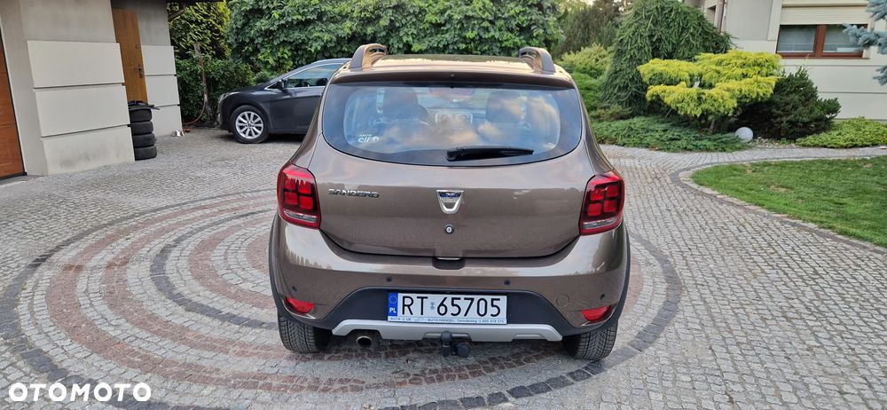 Dacia Sandero 0.9 TCe SL Celebration - 9