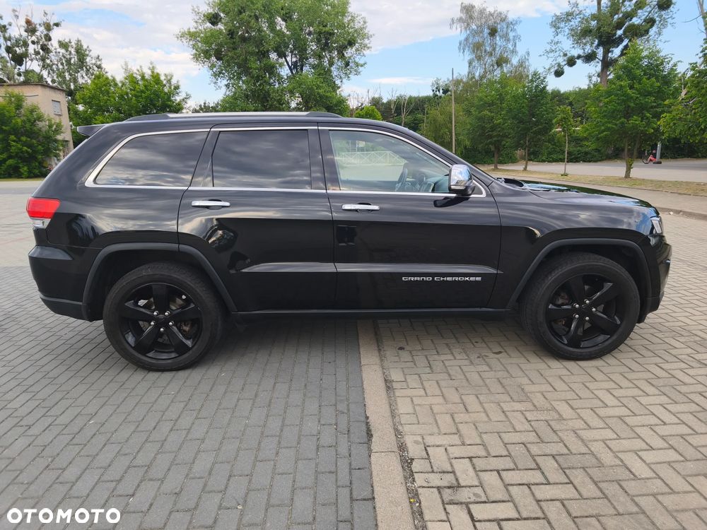 Jeep Grand Cherokee - 4