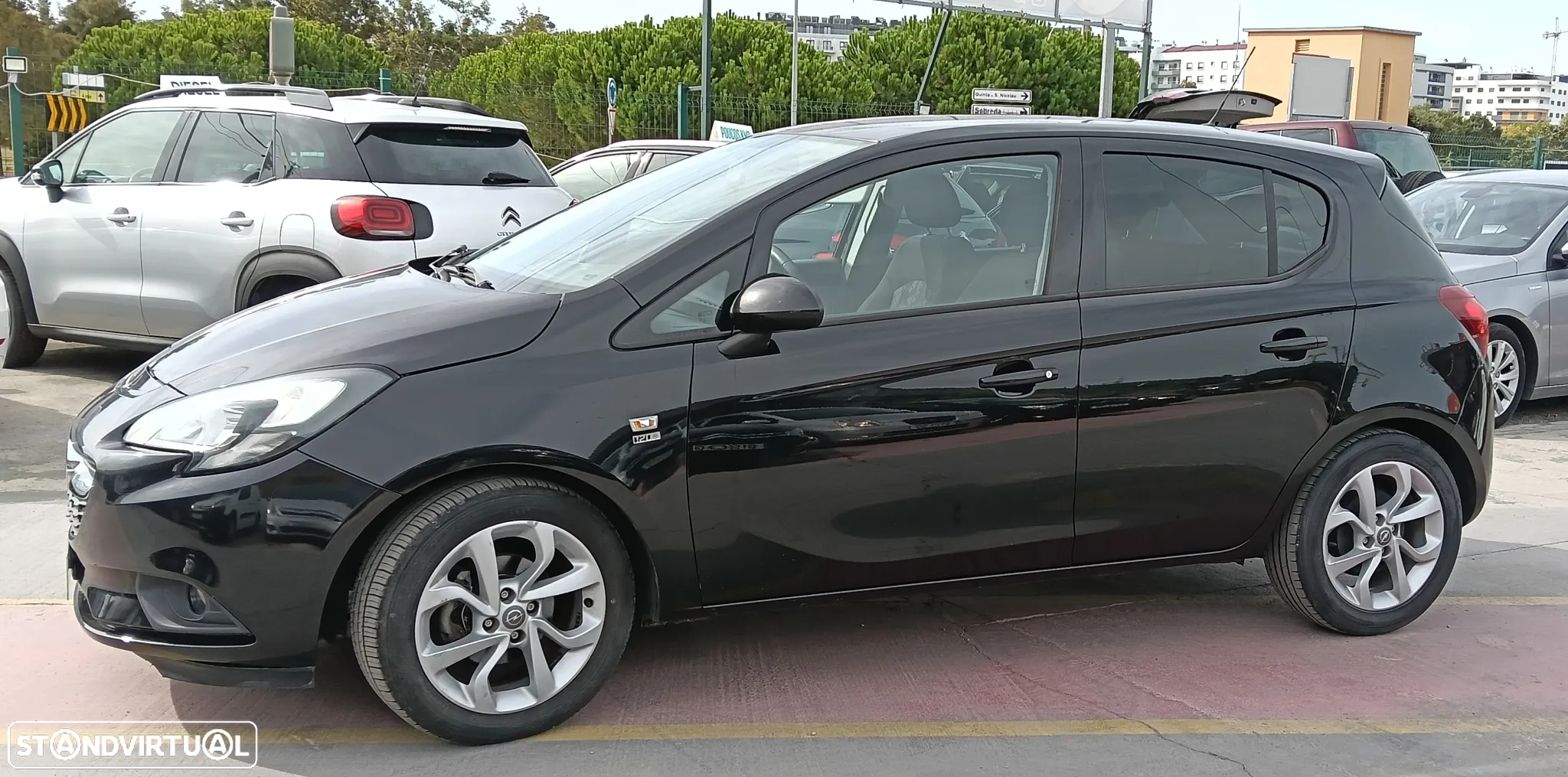Opel Corsa 1.2 120 Anos - 9