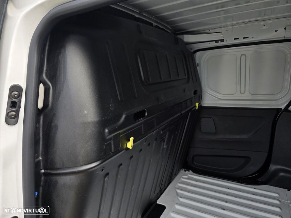 Citroën Berlingo 1.5 BlueHDi XL Club EAT8 - 49