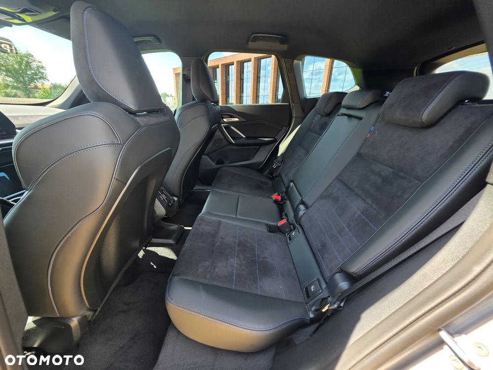 BMW X1 sDrive18i - 13