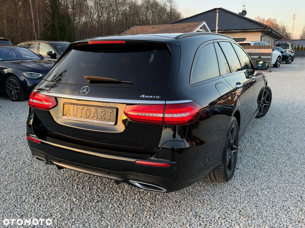 Mercedes-Benz Klasa E 220 d 4Matic 9G-TRONIC - 15