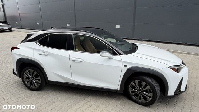 Lexus UX 200 GPF F Sport Design+ 2WD - 18