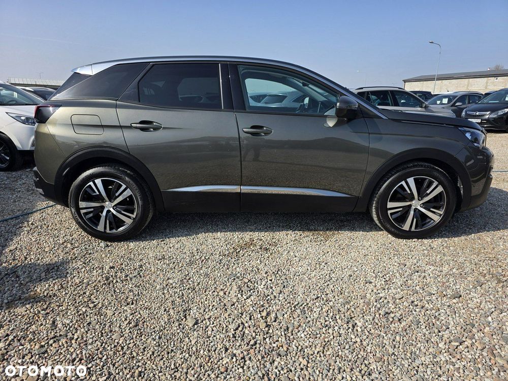 Peugeot 3008 - 26