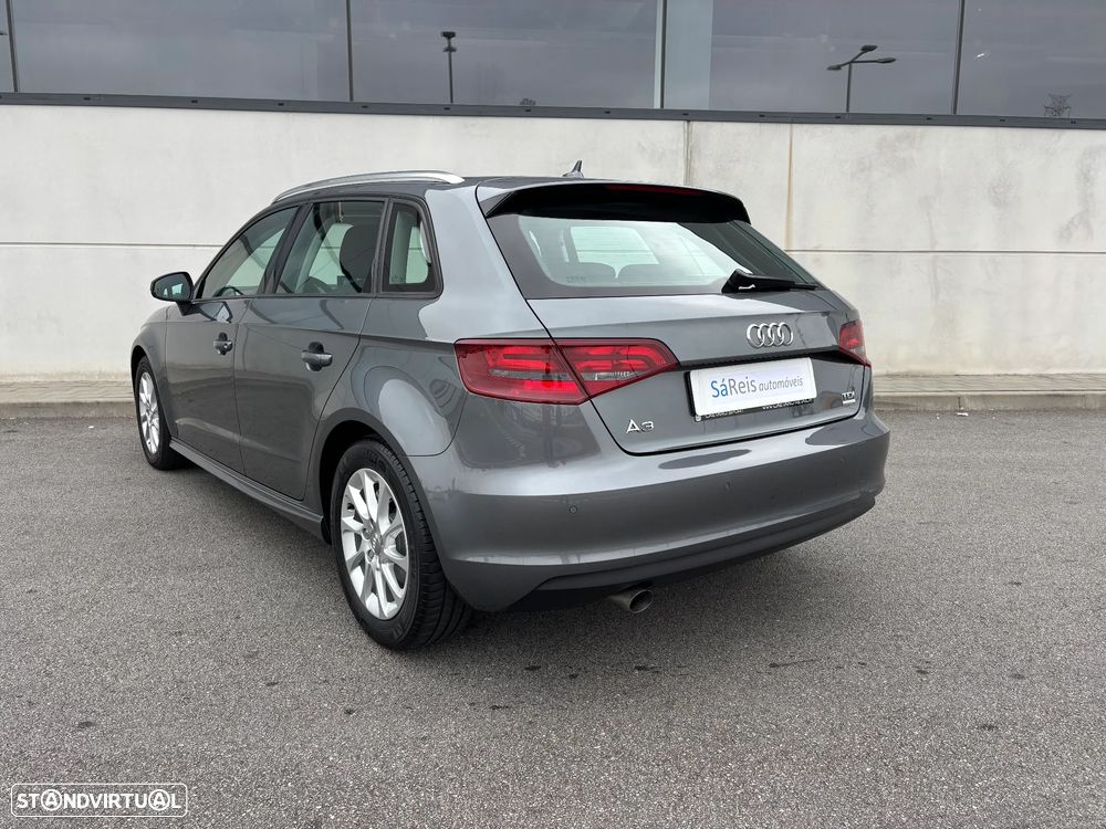 Audi A3 Sportback 1.6 TDI Advance Ultra - 5