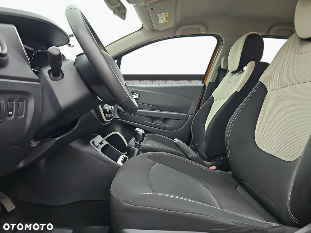 Renault Captur 1.2 Energy TCe Limited - 26