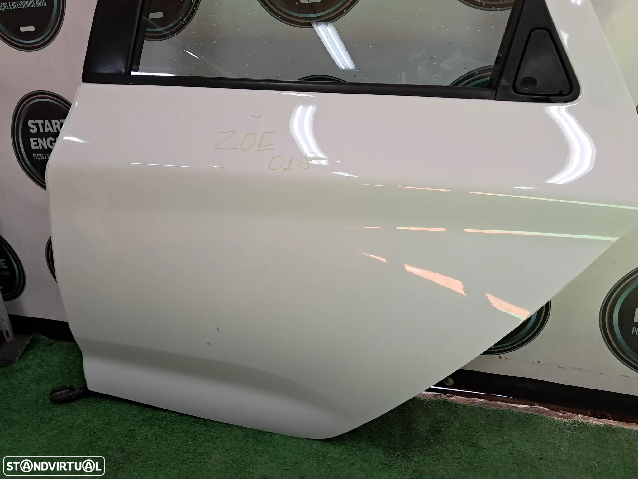 Porta Renault Zoe Frente e Tras esquerda - 4