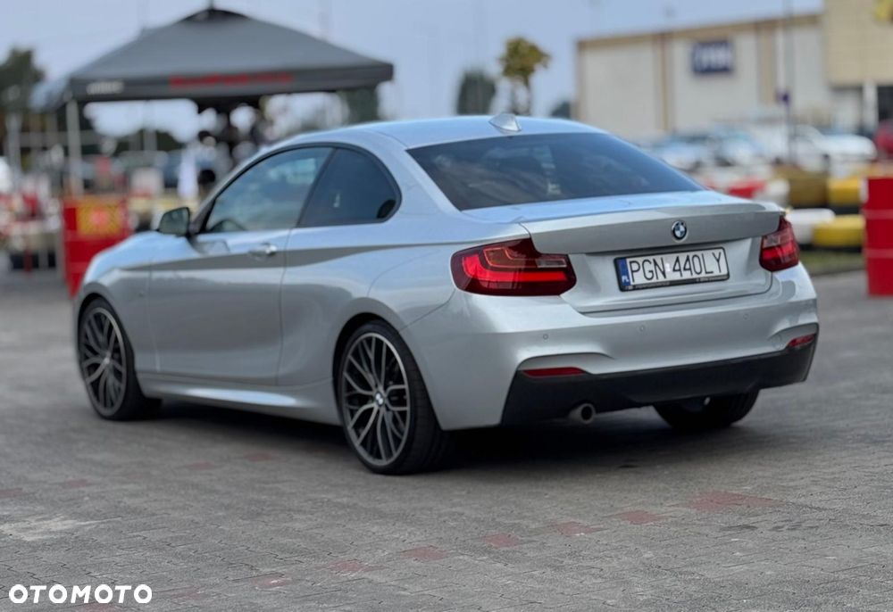BMW Seria 2 218d M Sport - 6