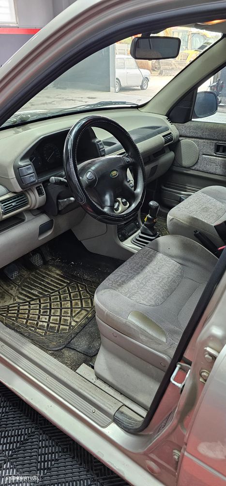 Land Rover Freelander 2.0 di - 10