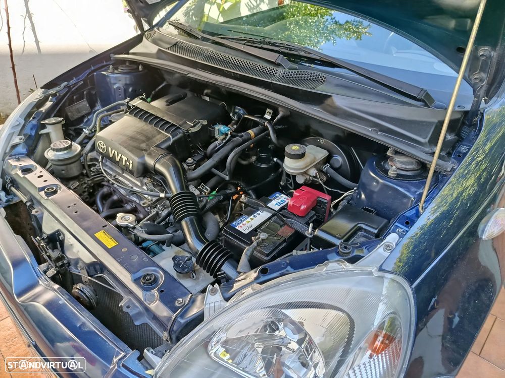Toyota Yaris 1.0 Sol - 13