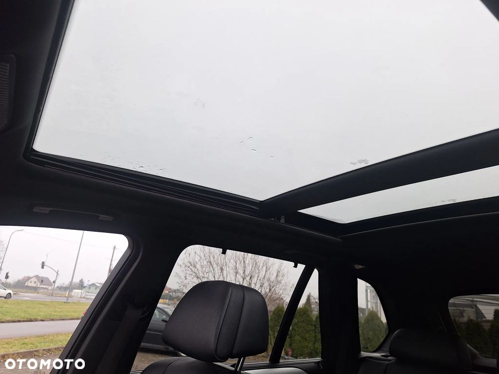 BMW X5 4.8i xDrive - 16