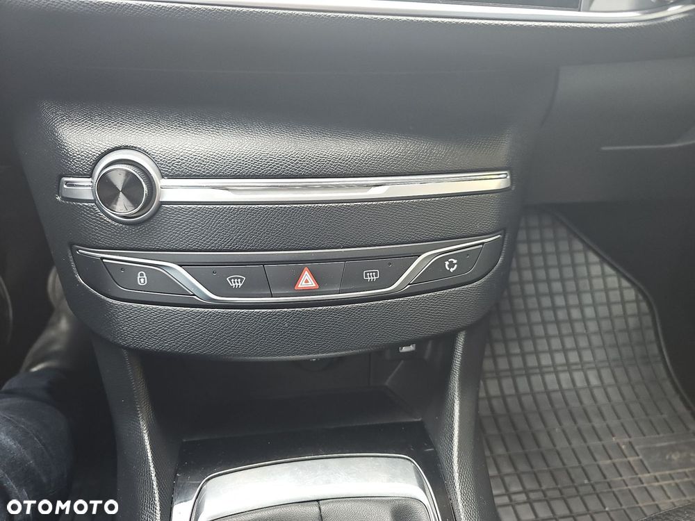 Peugeot 308 1.5 BlueHDi Active Pack Business S&S - 20