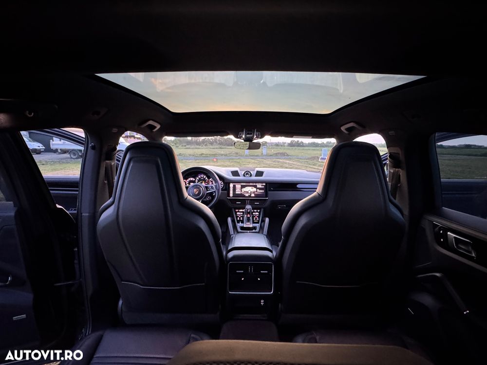 Porsche Cayenne Coupe E-Hybrid Tiptronic S - 33