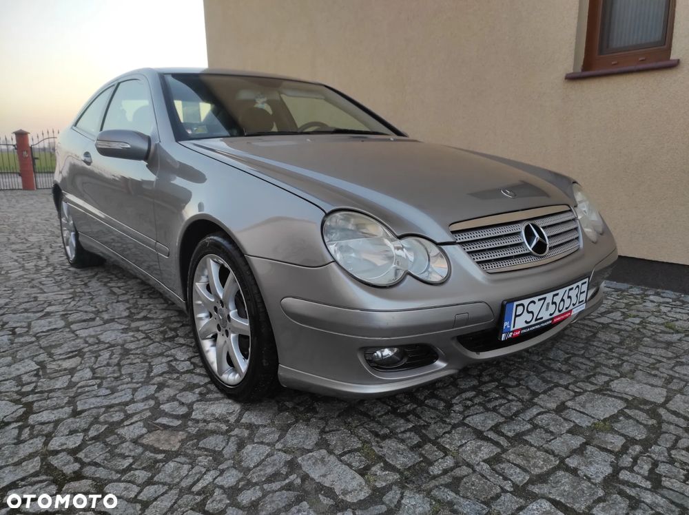 Mercedes-Benz Klasa C 230 - 3