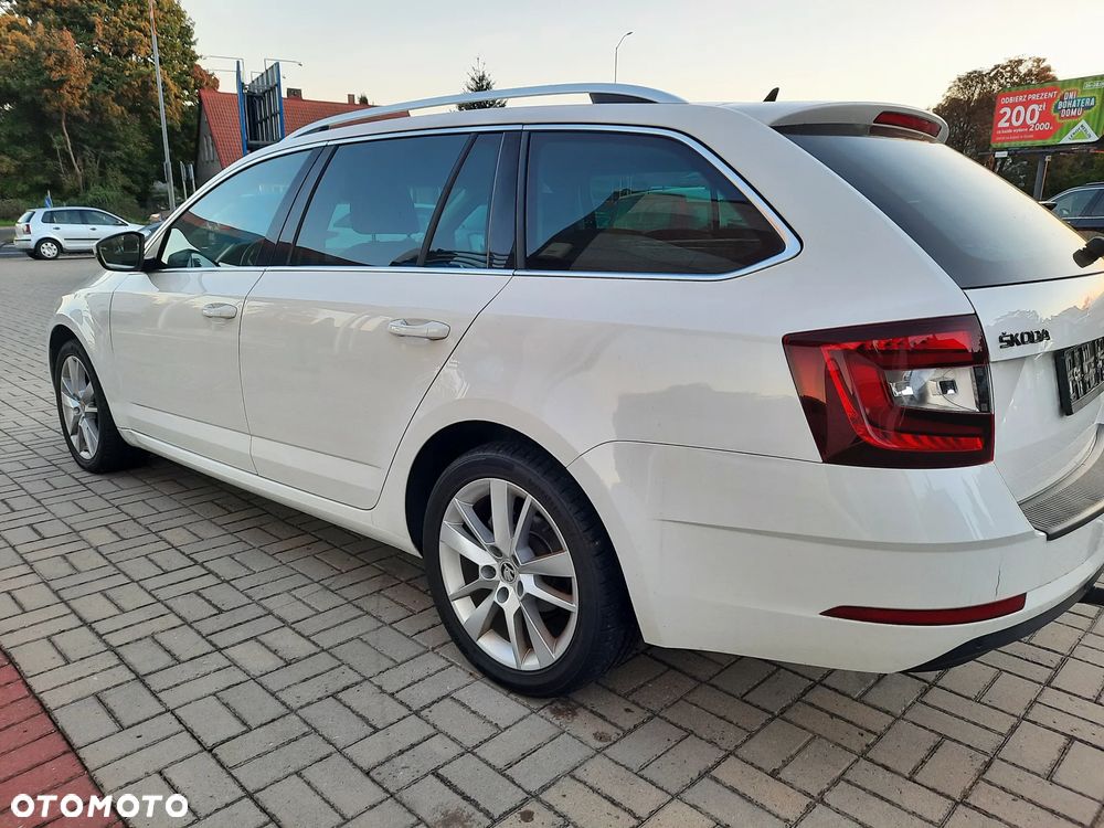 Skoda Octavia 2.0 TDI Elegance - 3