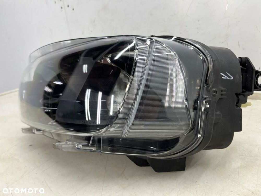 Lampa reflektor Citroen Berlingo III 3 Multispace 18-23r. lewa przednia wersja osobowa lewy przód - 9