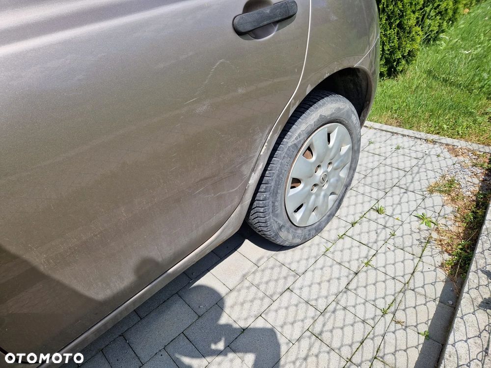 Nissan Micra 1.2 Visia AC/CD - 5