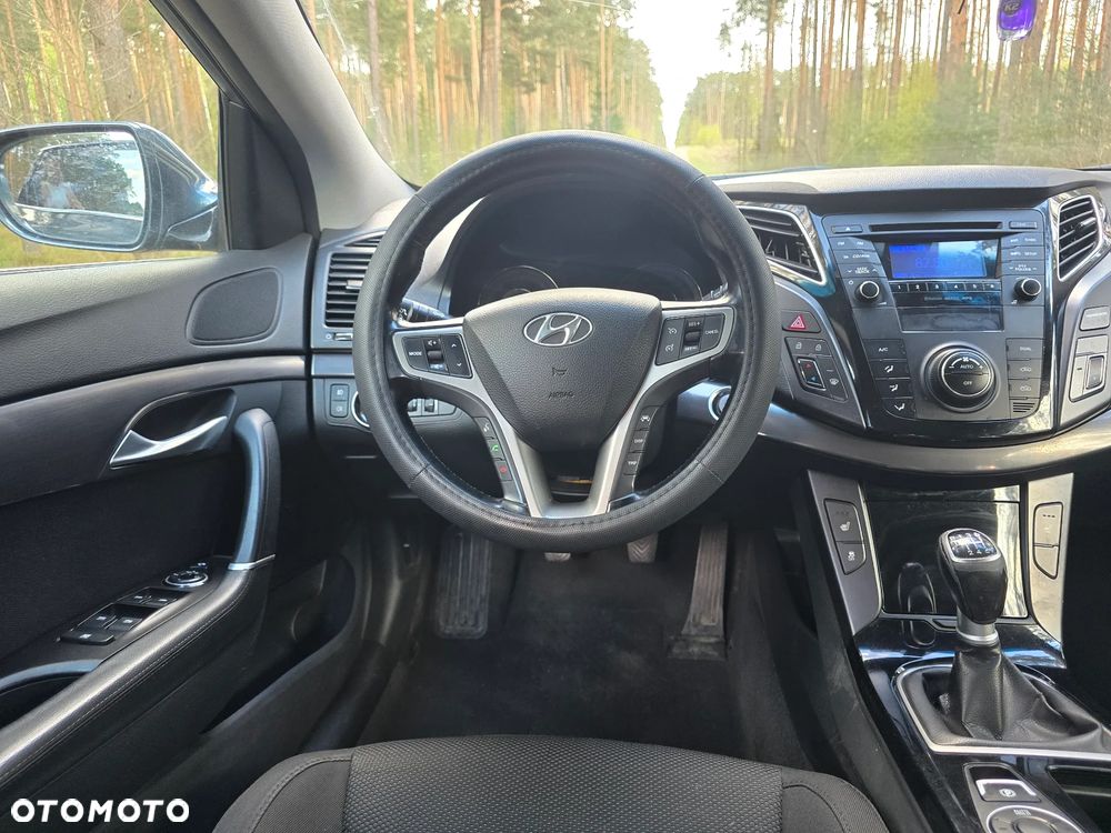 Hyundai i40 Kombi 1.7 CRDi Premium - 14