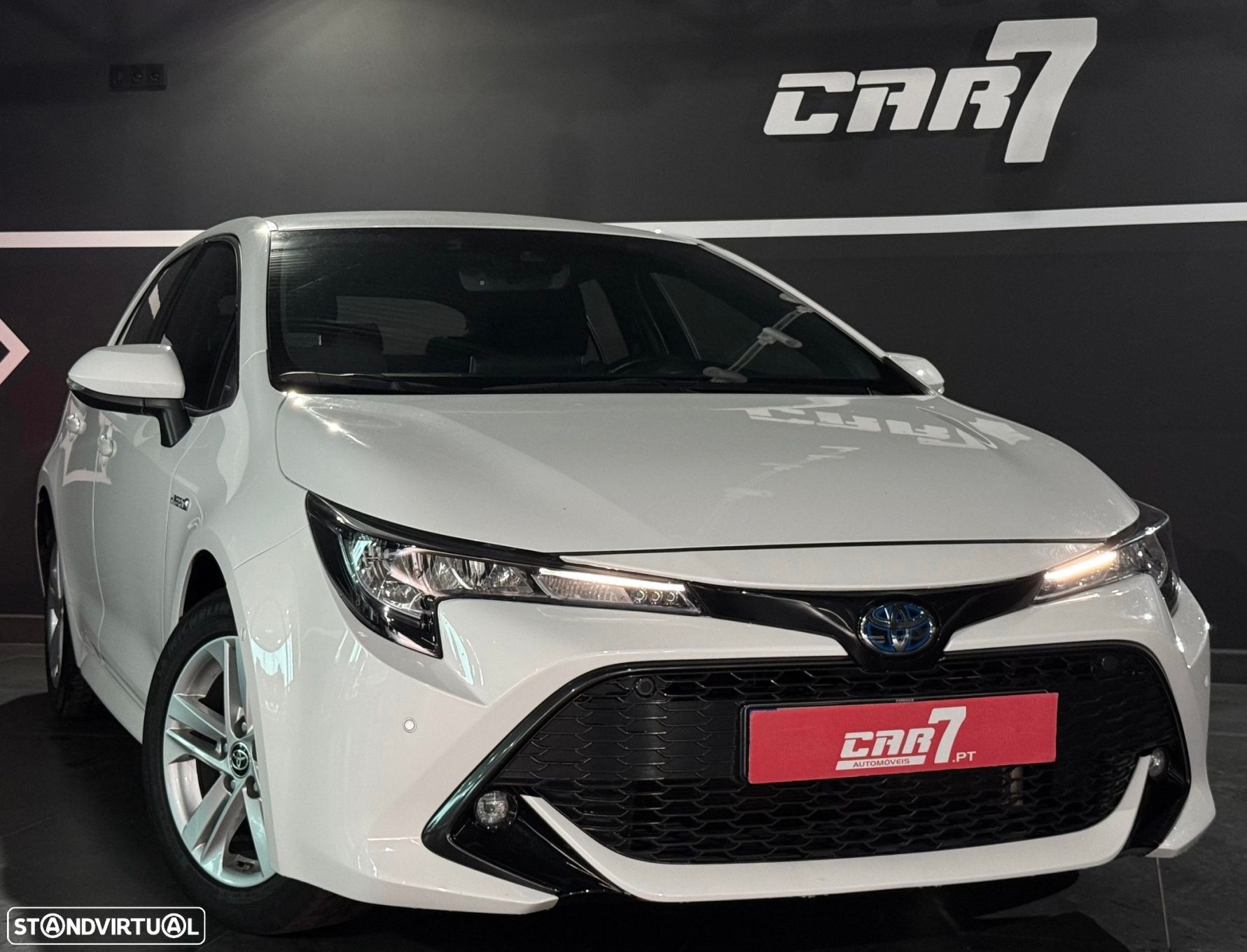 Toyota Corolla 1.8 Hybrid Active - 1