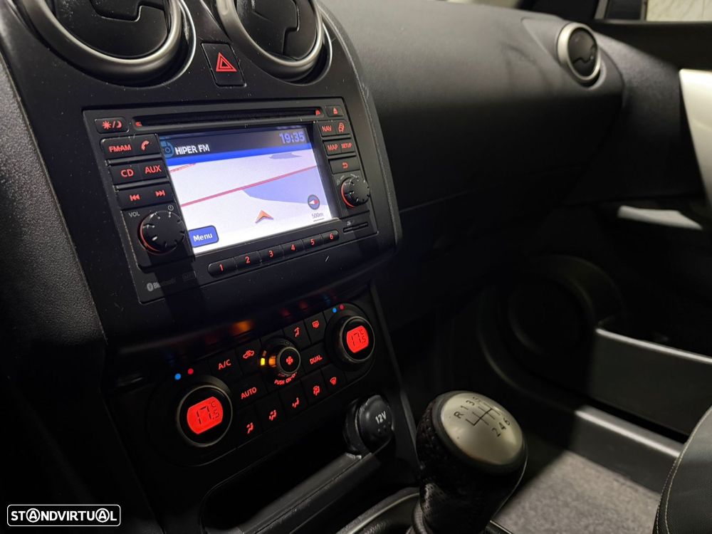 Nissan Qashqai +2 1.5 dCi 360 - 15