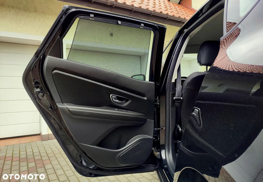 Renault Scenic Energy TCe 115 S&S LIMITED - 17