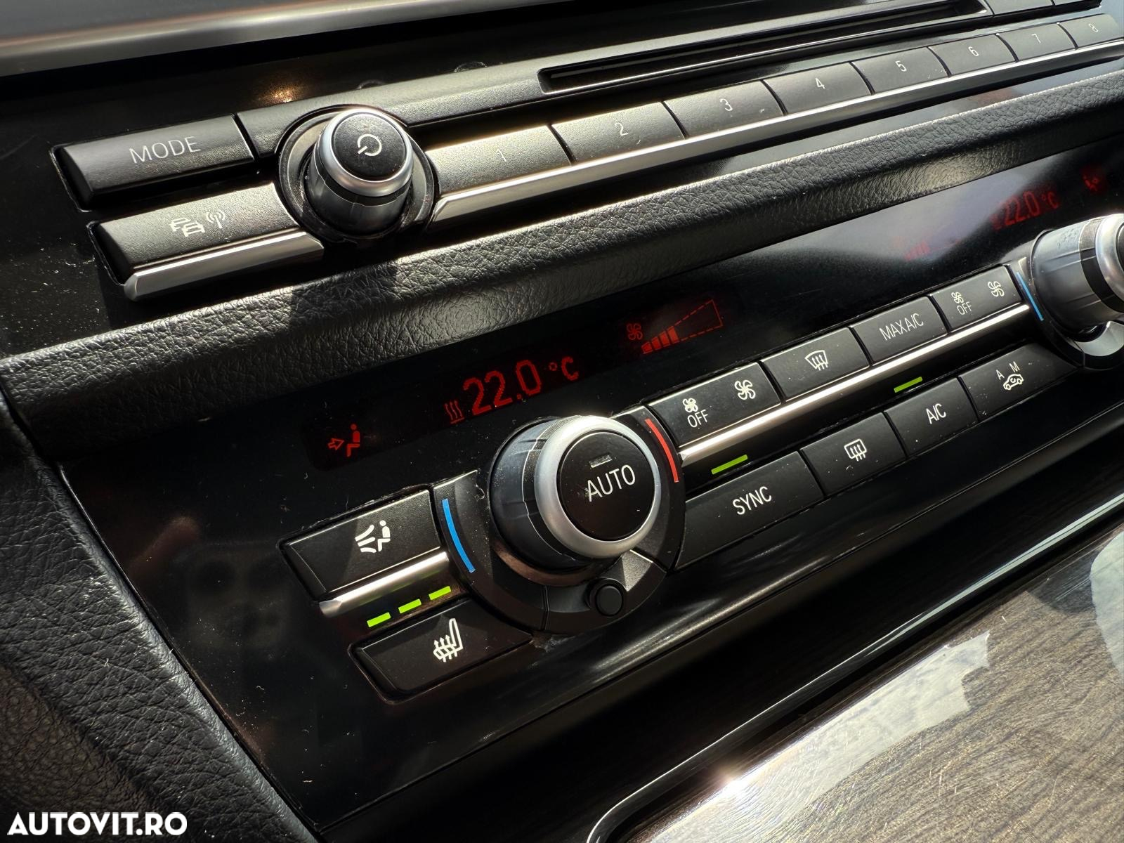 BMW Seria 5 520d Aut. Luxury Line - 10