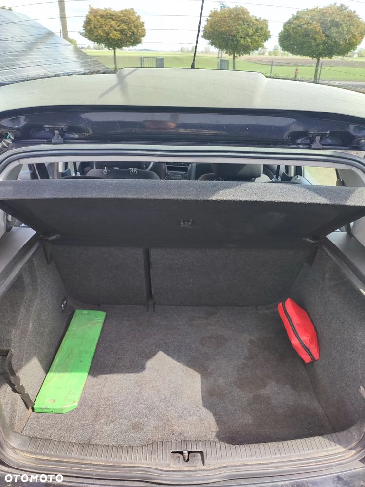 Volkswagen Golf 1.6 Comfortline - 18