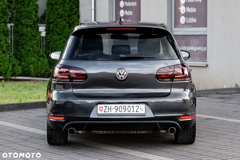 Volkswagen Golf 2.0 GTI DSG - 8