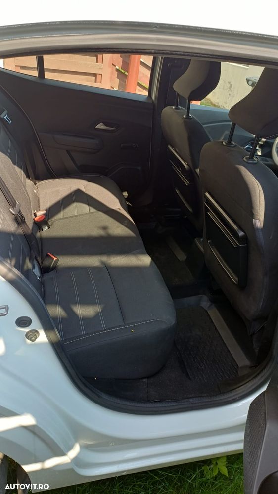 Dacia Logan TCe 90 CVT Comfort - 10