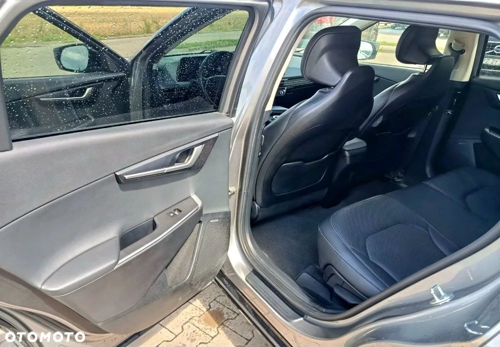 Kia EV6 77.4kWh Plus - 6