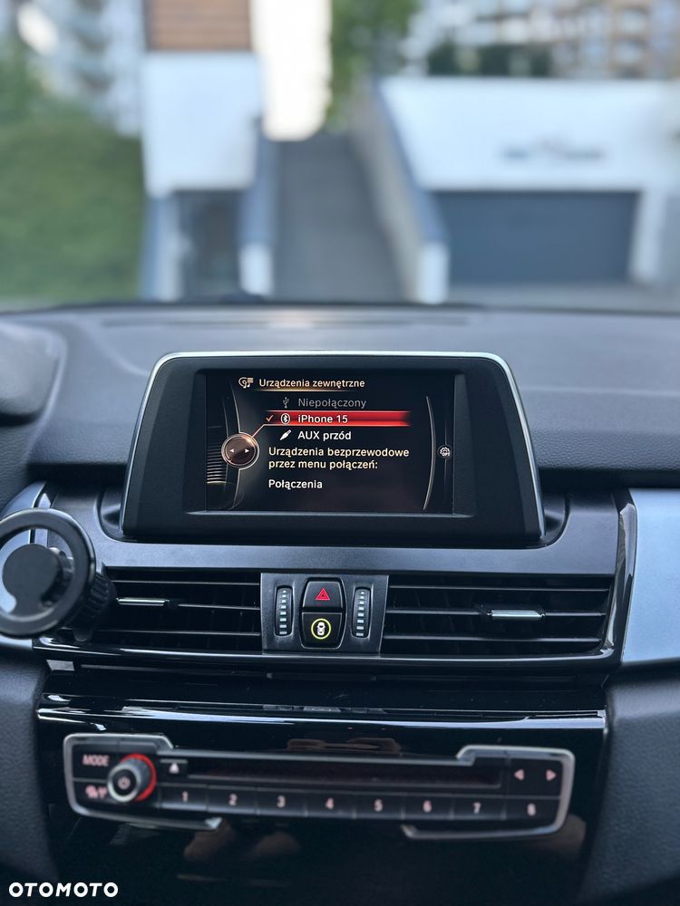 BMW Seria 2 218d Advantage - 28