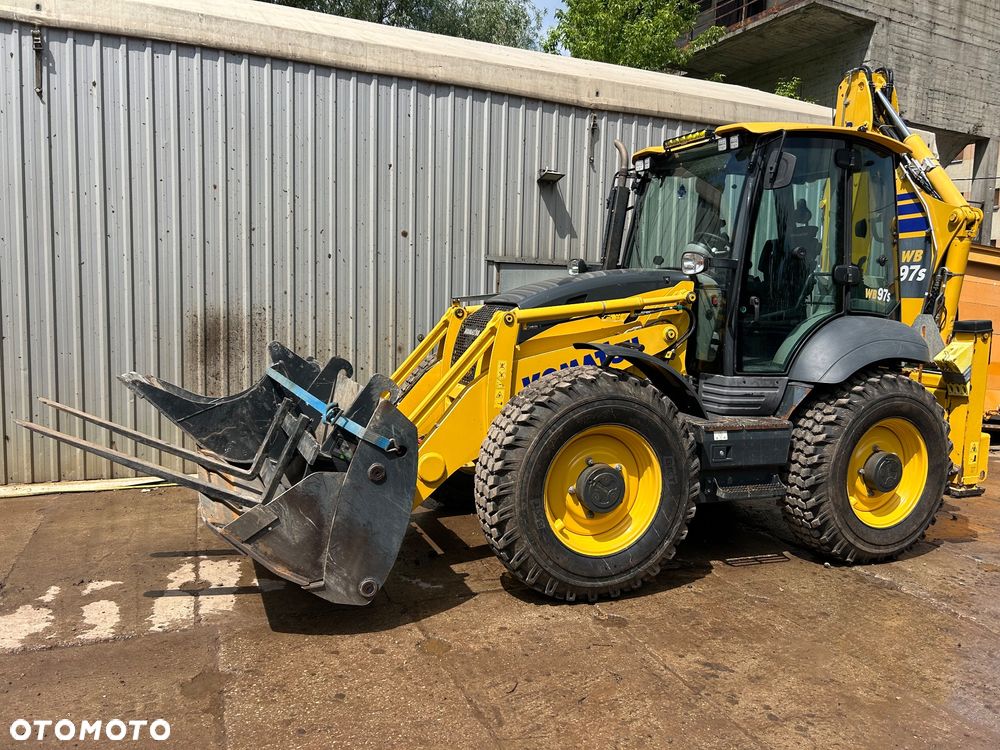Komatsu WB97-S5 - 2