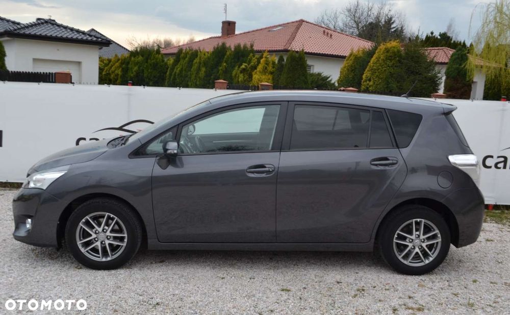 Toyota Verso 1.6 D-4D Prestige - 9