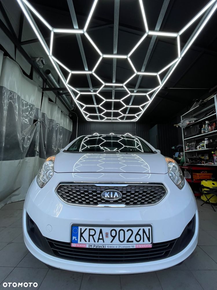 Kia Venga 1.4 L - 10