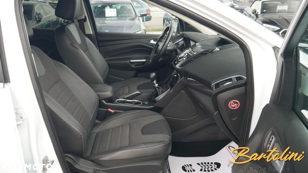 Ford Kuga - 20