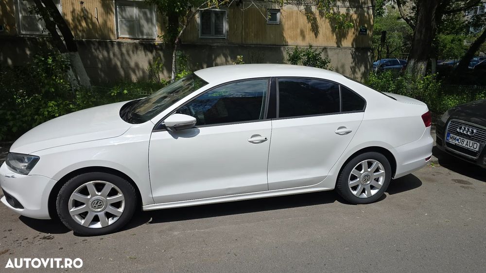 Volkswagen Jetta 1.2 TSI Comfortline - 5