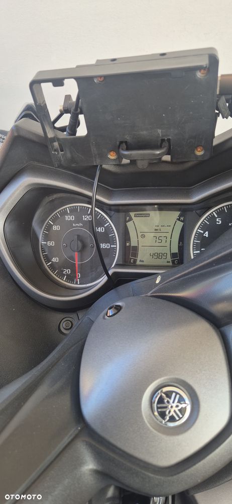 Yamaha X-max - 15