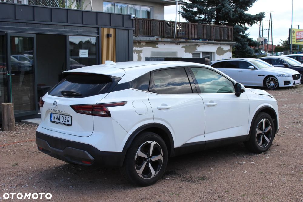 Nissan Qashqai 1.3 DIG-T MHEV 4x4 N-Connecta Xtronic - 5