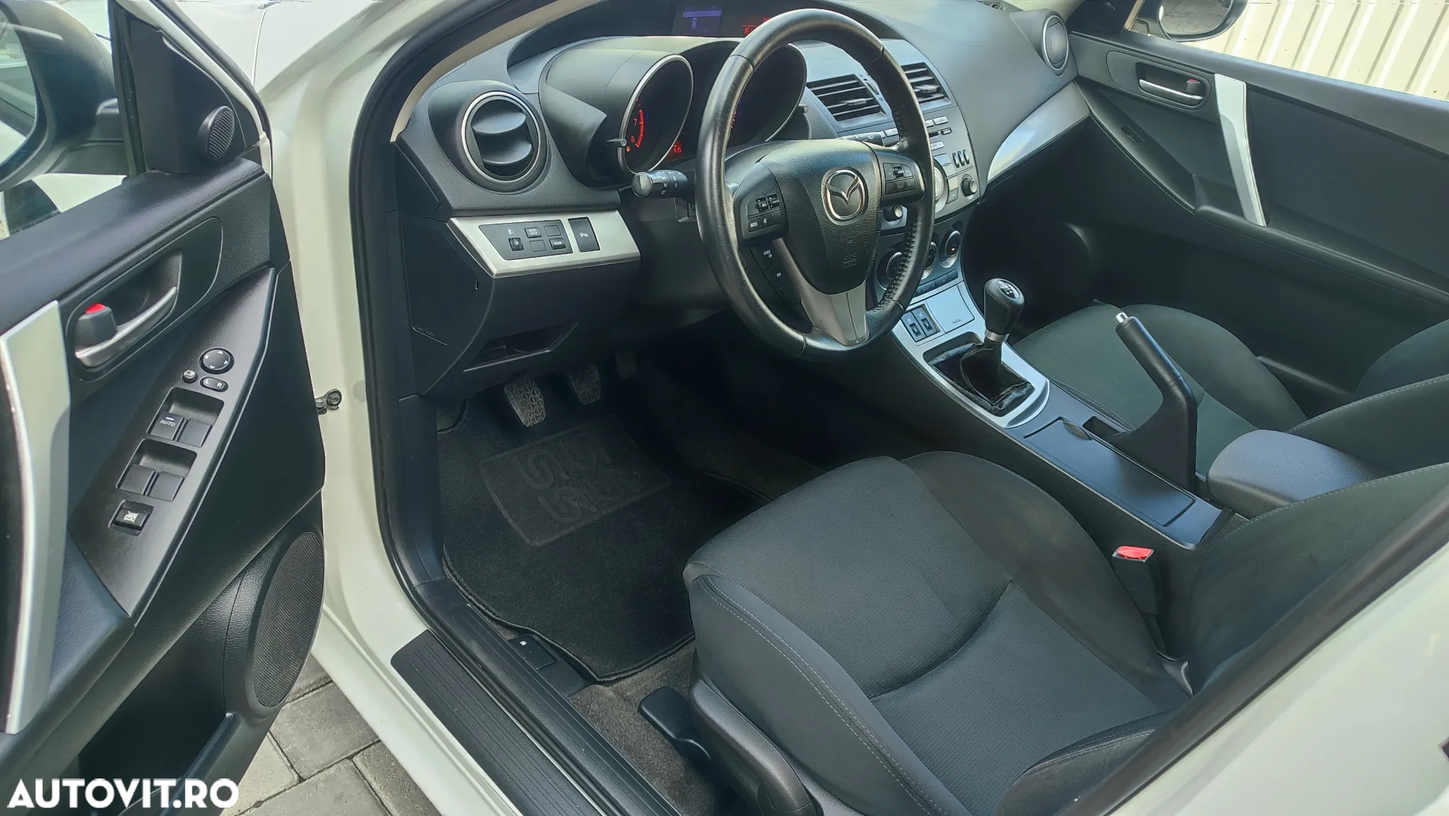 Mazda 3 1.6 MZR High-Line - 5