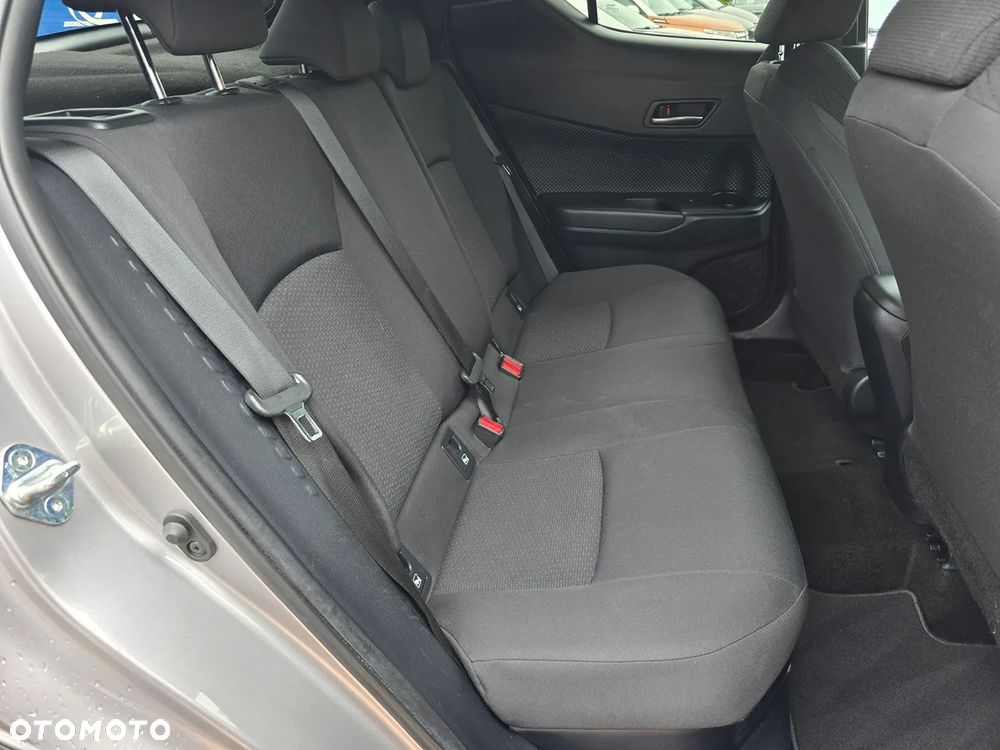 Toyota C-HR Business-Edition - 14