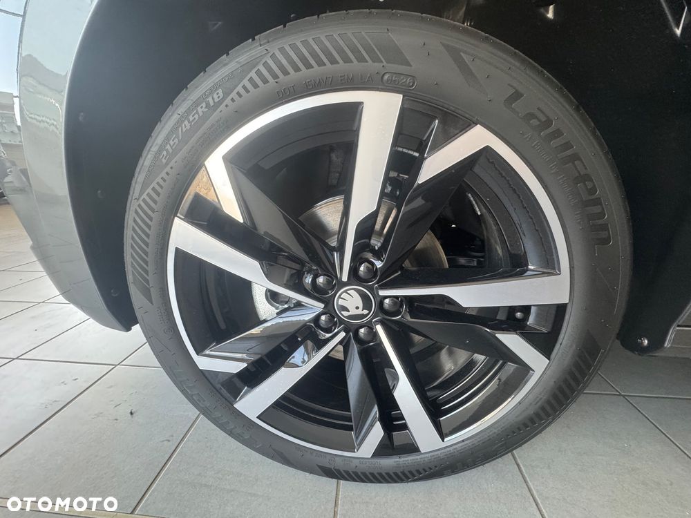 Skoda Kamiq 1.5 TSI Monte Carlo DSG - 8