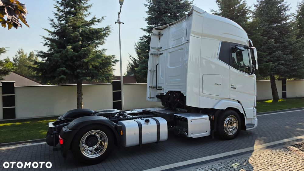 DAF ///XG+///480///2022/// LOW-DECK///MEGA///JEDYNE 334 TYŚ KM///KLIMATYZACJA POSTOJOWA/// FULL LED///WIRTUAL COCPIT///WYŚWIETLACZ OBCIĄŻENIA///STAN BARDZO DOBRY. - 13