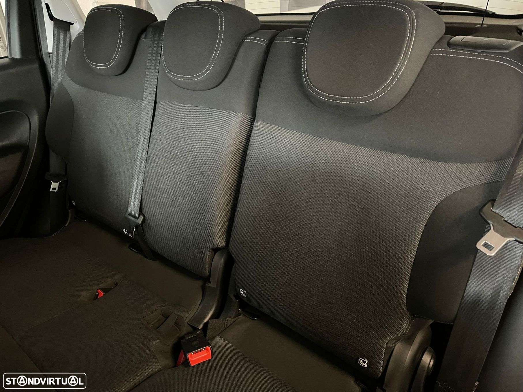 Fiat 500L 1.3 MJ City Cross - 28