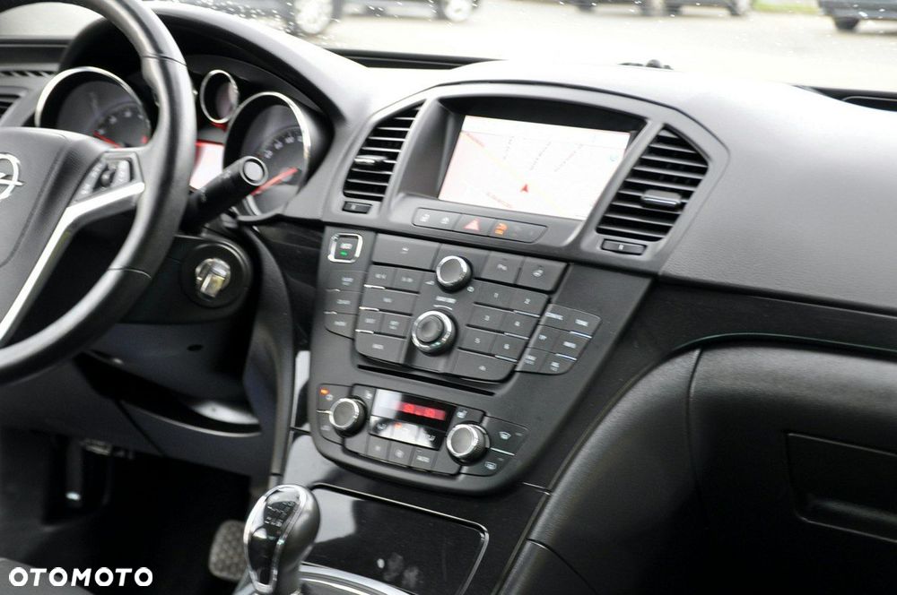 Opel Insignia - 26